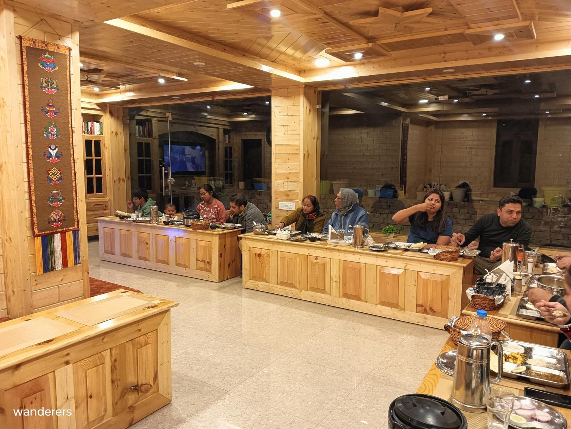 Wanderers Homestay -All Mountain Facing Rooms 卡尔帕 外观 照片